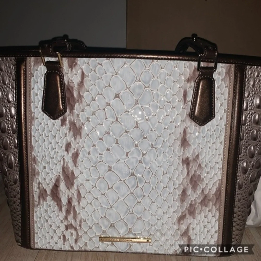 Brahmin lightweight bag